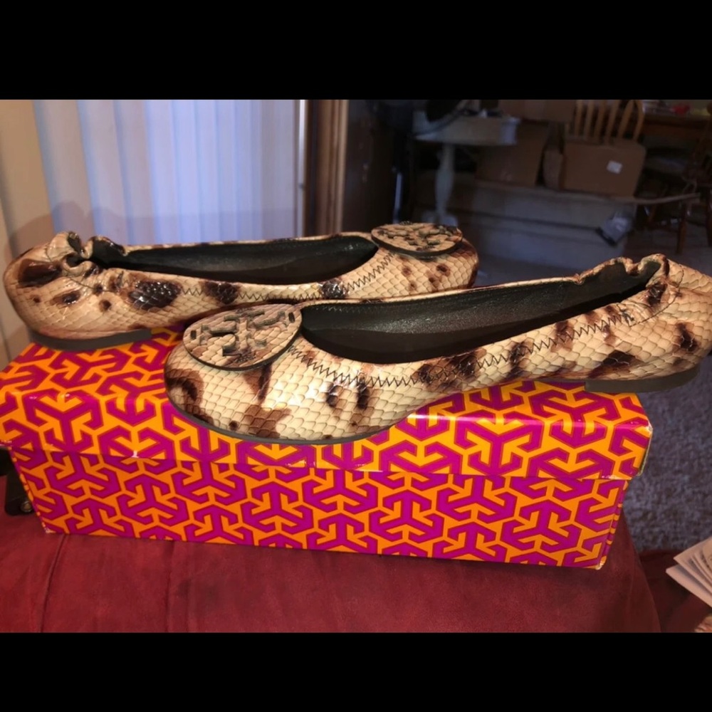Tory Burch Snakeskin Reva  Flats